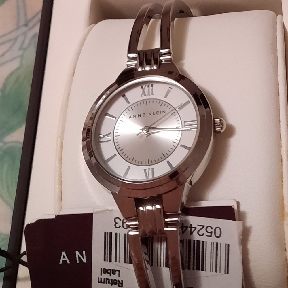 Anne Klein Watch - Picture 6 of 6